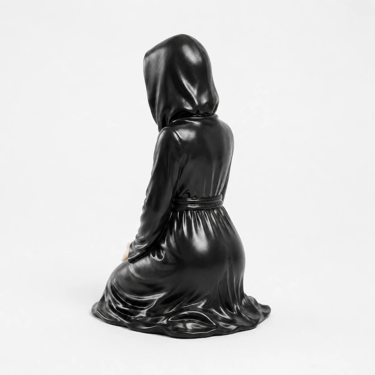 The Devoted kneeling faceless hooded figurine – gothic shelf decor matte black resin – back view – PrintableArtForge